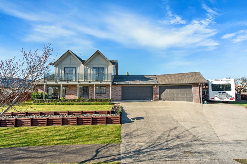 6 Lochinver Drive, Nawton, Hamilton - Carousel 1