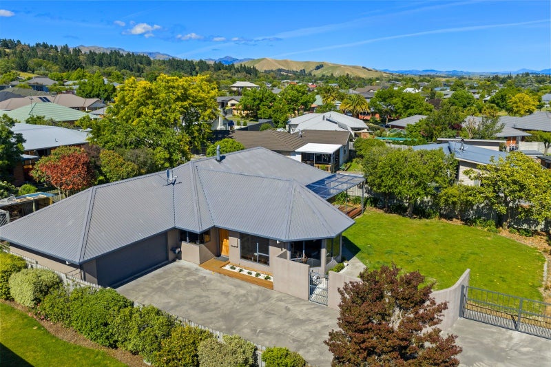 38 Hillcrest Avenue, Witherlea, Blenheim - Carousel 1