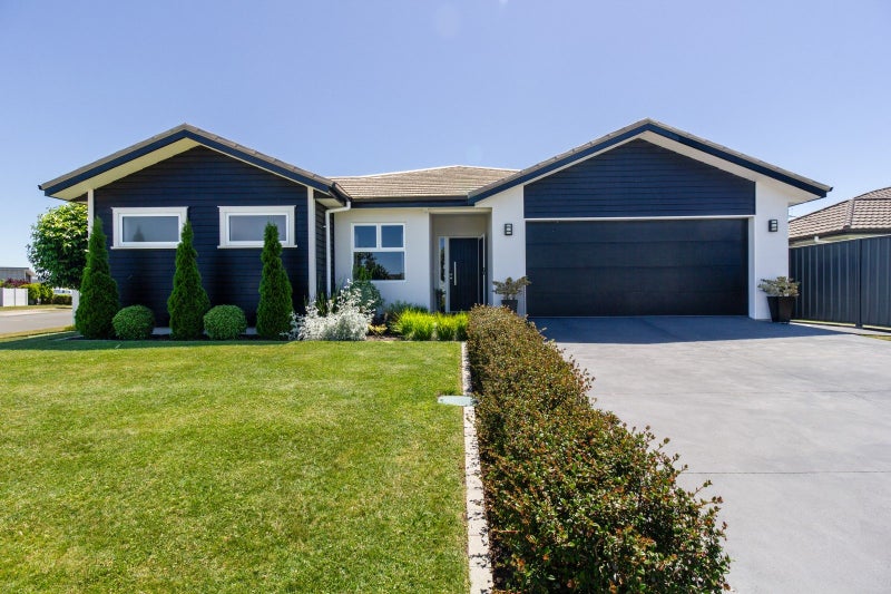 1 Pukaki Place, Poraiti, Napier - Carousel 1