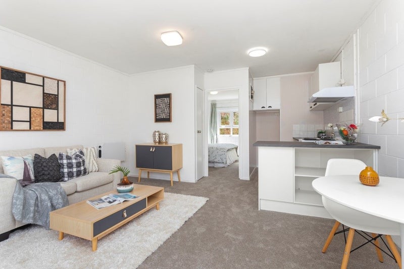 8/7 Edenvale Park Road, Mount Eden, Auckland - Carousel 1