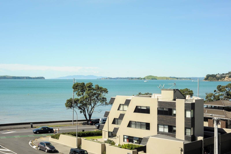 11/11 Kohimarama Road, Kohimarama, Auckland - Carousel 2