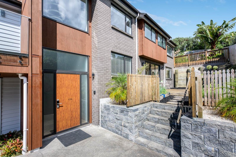 119A Stapleford Crescent, Browns Bay, Auckland - Carousel 2