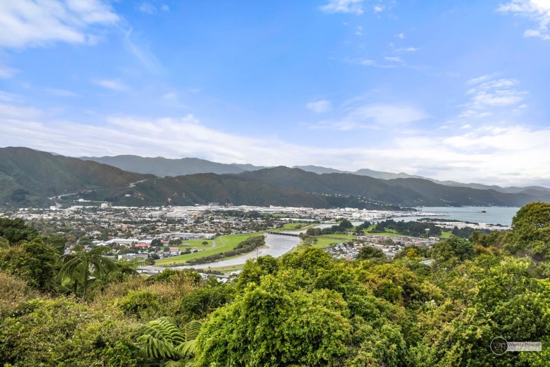 30 Pekanga Road, Normandale, Lower Hutt - Carousel 23