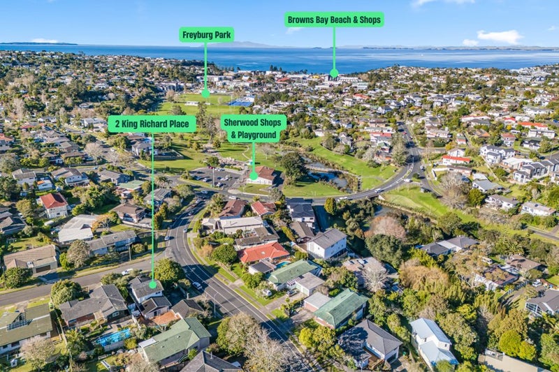 2 King Richard Place, Browns Bay, Auckland - Carousel 17