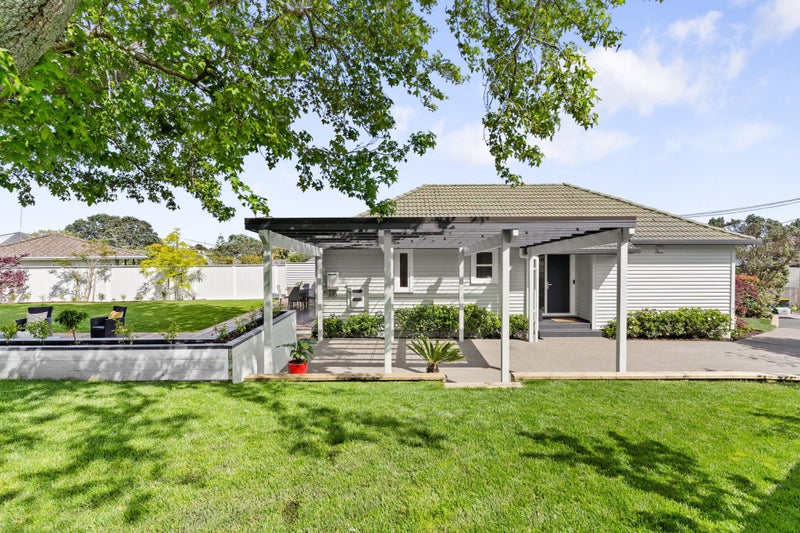 9 Tui Street, Belmont, Auckland - Carousel 1