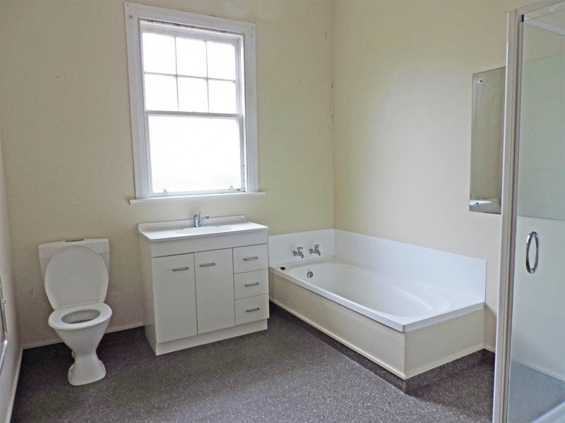 42 Dr Taylor Terrace, Johnsonville, Wellington - Carousel 2