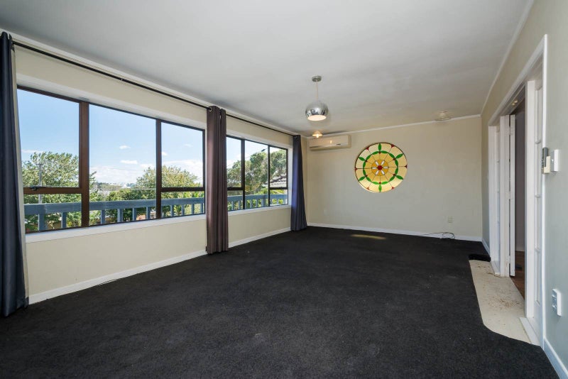 2/33 College Road, Northcote, Auckland - Carousel 2