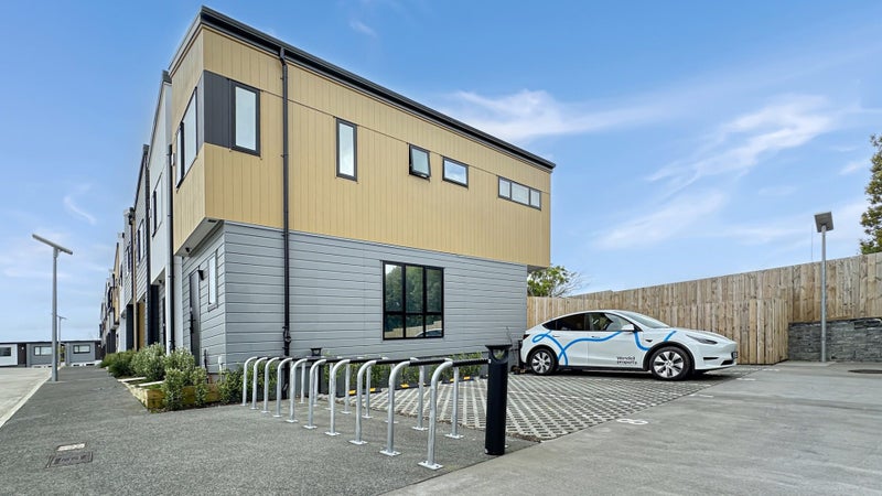 6/241 Don Buck Road, Massey, Auckland - Carousel 19