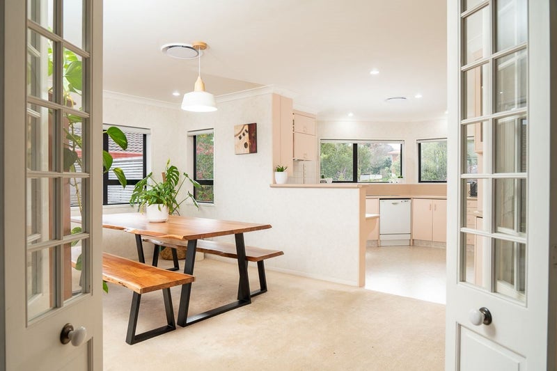 5 Silhouette Way, Western Heights, Hamilton - Carousel 2