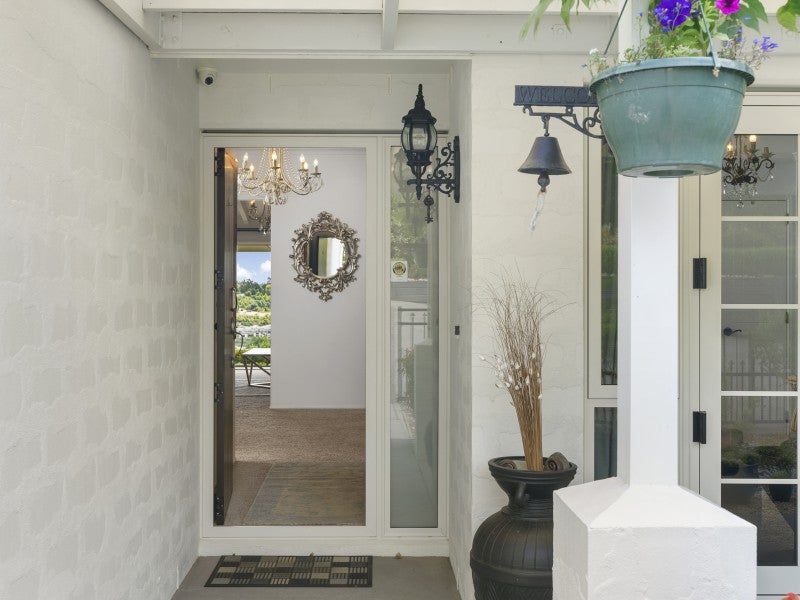 21 Broadwater Close, Pyes Pa, Tauranga - Carousel 2