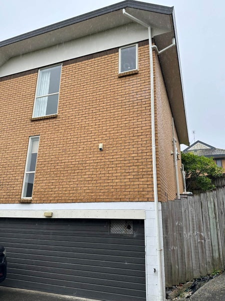 12/12 NORTHCROSS DR, Oteha, Auckland - Carousel 13