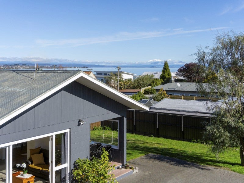 1/16 Puia Street, Tauhara, Taupō - Carousel 1