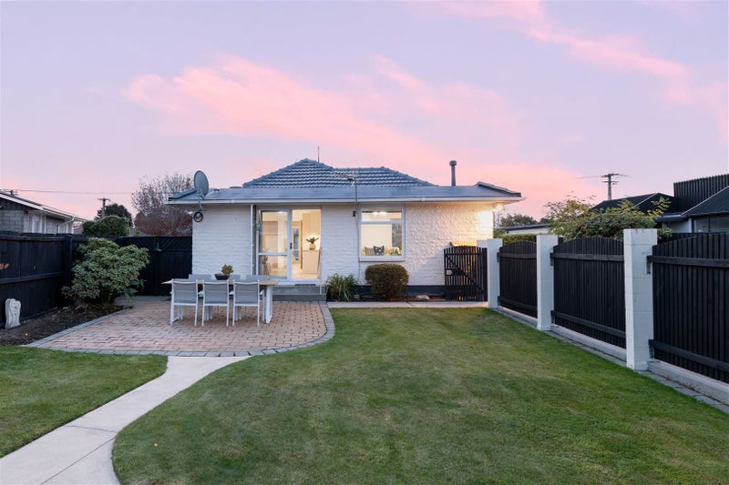 92 Mooray Avenue, Bishopdale, Christchurch - Carousel 1