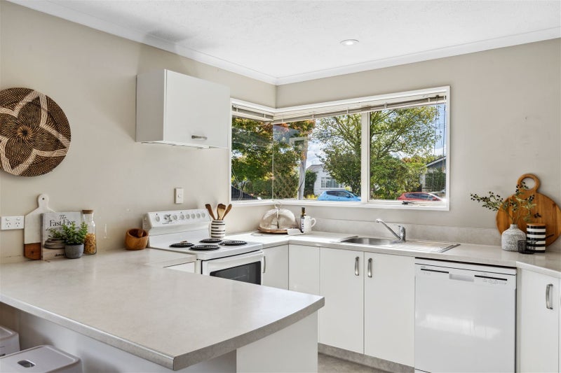 11 Kotare Street, Fendalton, Christchurch - Carousel 2