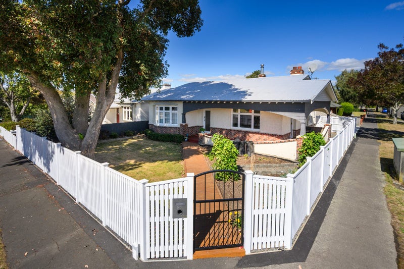 90 Limbrick Street, Terrace End, Palmerston North - Carousel 1