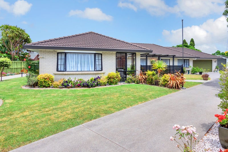 17 Len Garlick Place, Pahurehure, Papakura - Carousel 2