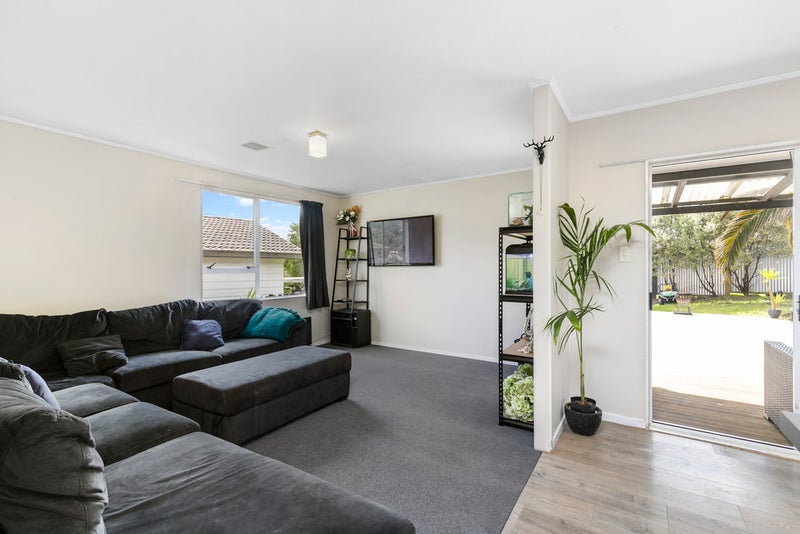 12A Borich Road, Sunnyvale, Auckland - Carousel 2