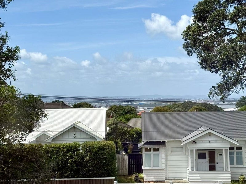 2C Hoheria Road, Onehunga, Auckland - Carousel 19