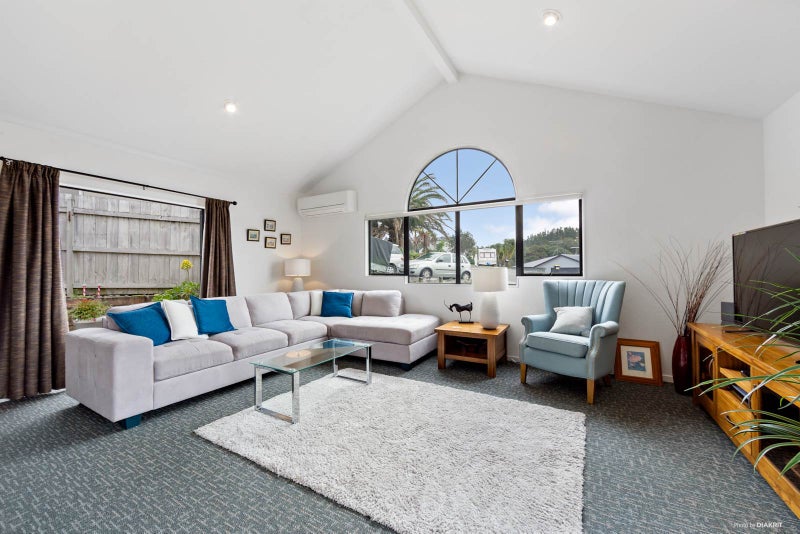 31 Kestrel Heights, Arkles Bay, Whangaparāoa - Carousel 2