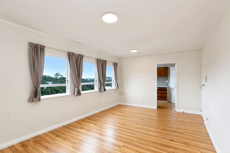 1/31 Plunket Street, Kelburn, Wellington - Carousel 1