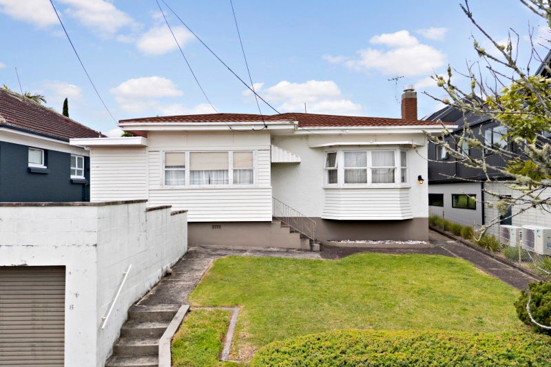 13 Winsomere Crescent, Westmere, Auckland - Carousel 1