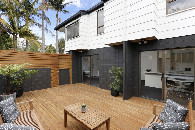 93B SUNNYBRAE RD, Hillcrest, Auckland - Carousel 1