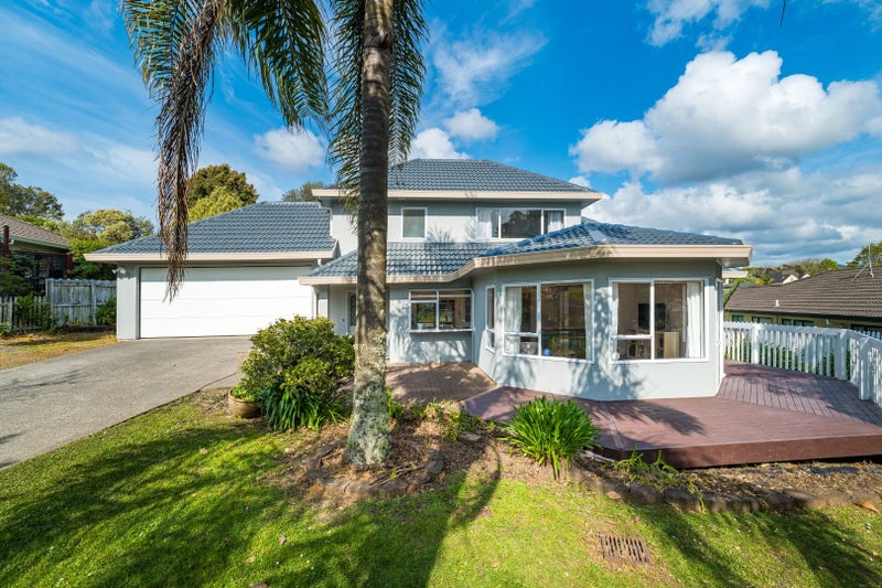 13 Gala Place, Henderson, Auckland - Carousel 1
