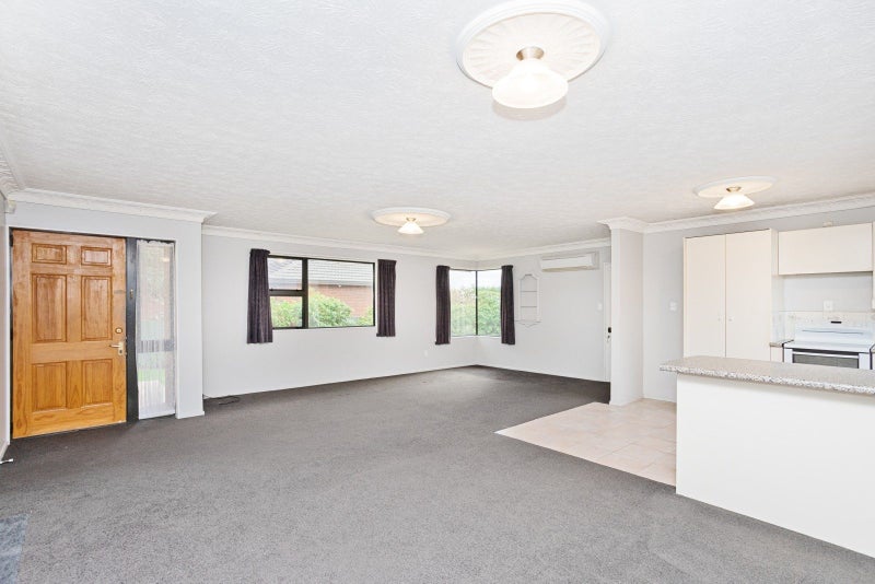 696 Queens Drive, Waikiwi, Invercargill - Carousel 2