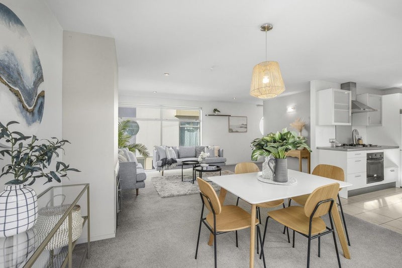 1B/10 Park Avenue, Epuni, Lower Hutt - Carousel 1