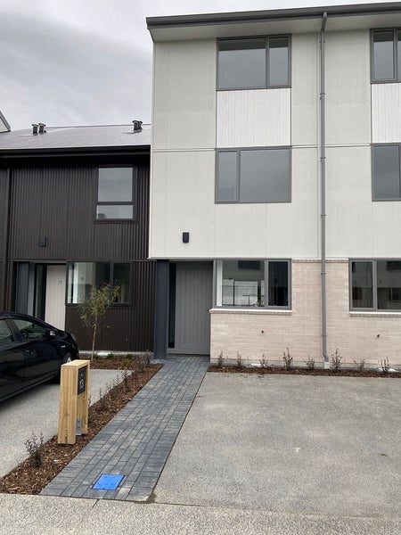 13 Te Ara O Te Amo Hohipene, Petone, Lower Hutt - Carousel 2