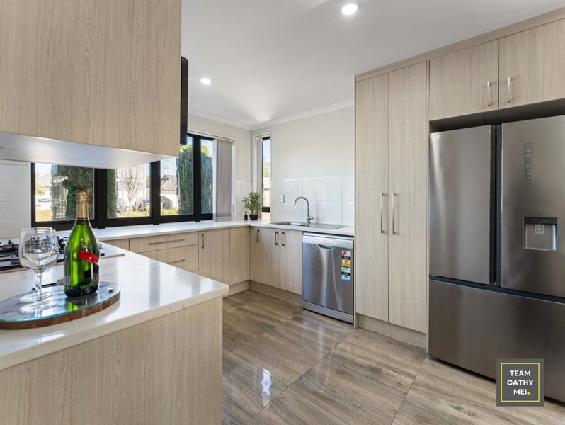 16 Takahe Avenue, Takanini, Auckland - Carousel 2