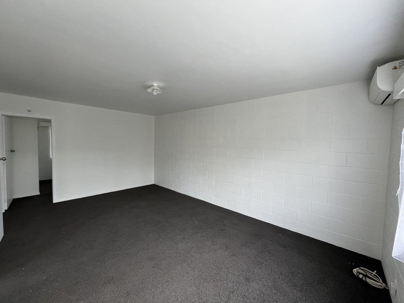9 May Street, Hamilton East, Hamilton - Carousel 2
