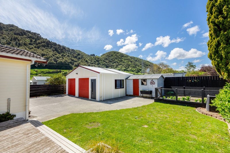 22 Tacoma Drive, Totara Park, Upper Hutt - Carousel 25