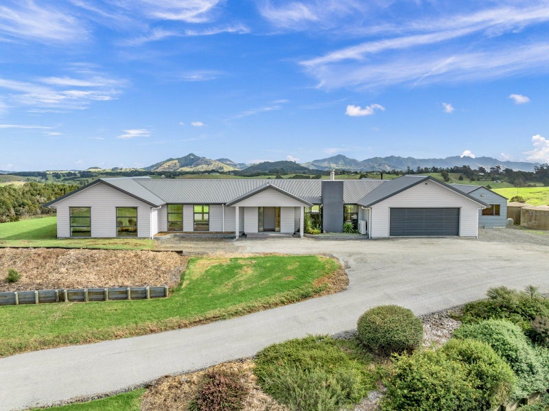 1014 Snooks Road, Whangarei - Carousel 1