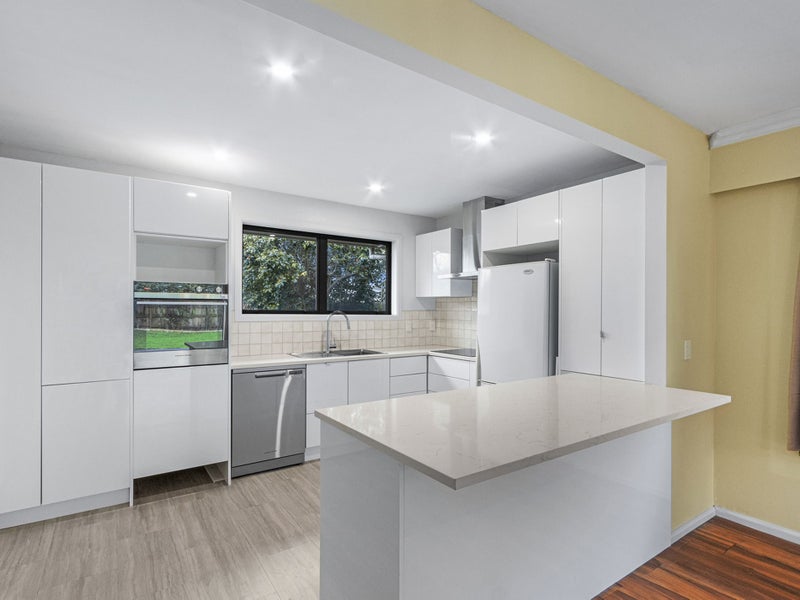 4/104A Idris Road, Bryndwr, Christchurch - Carousel 2