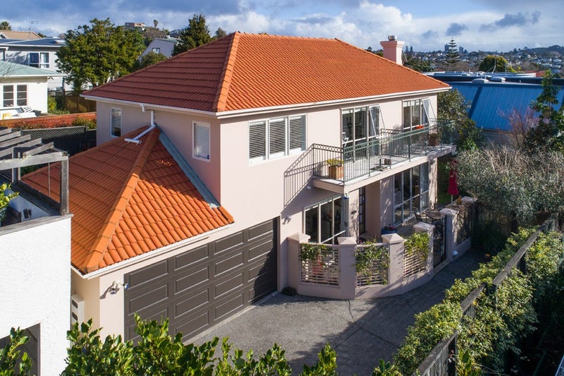 22A Temple Street, Meadowbank, Auckland - Carousel 1
