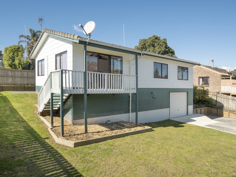 94 Resolution Road, Welcome Bay, Tauranga - Carousel 1