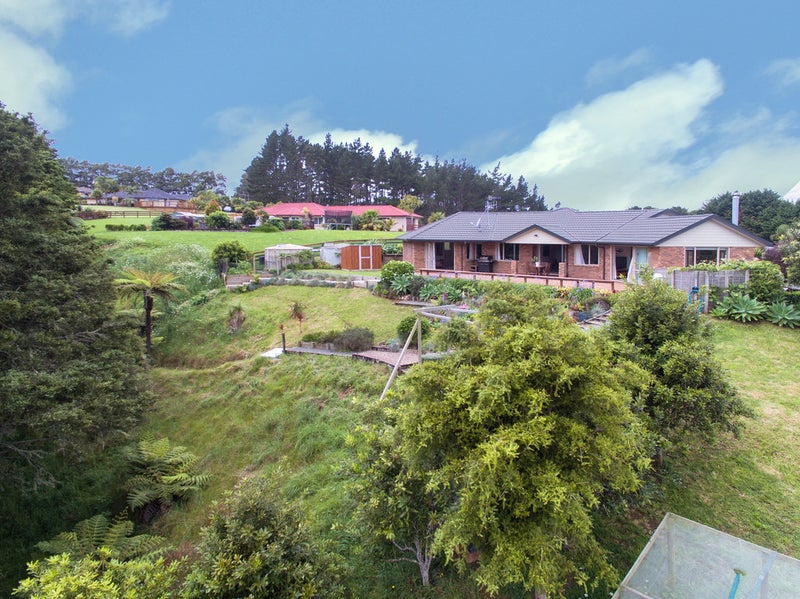 20 Bretts Place, Kamo, Whangarei - Carousel 2