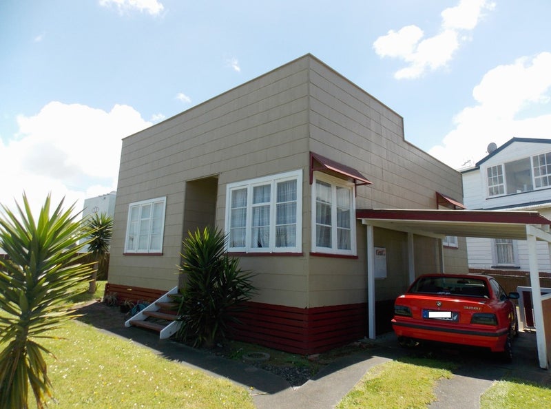 50 Eastown Road, Whanganui East, Whanganui - Carousel 2