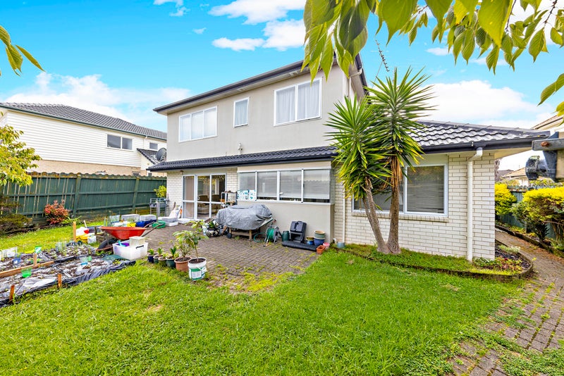77 Bob Charles Drive, Golflands, Auckland - Carousel 12