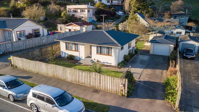 127 Toi Toi Street, Toi Toi, Nelson - Carousel 1