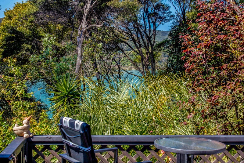 13 Albert Crescent, Ostend, Waiheke Island - Carousel 12