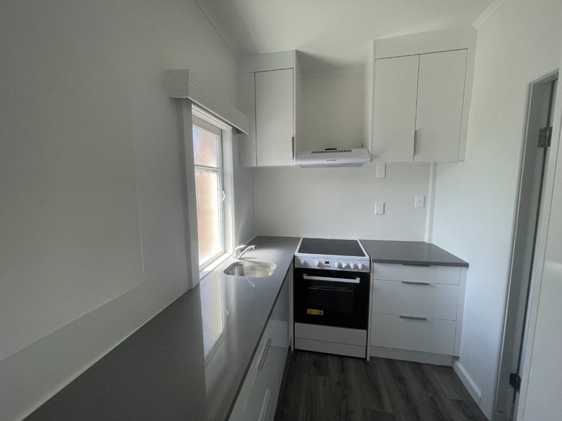 50 Gribblehirst Road, Sandringham, Auckland - Carousel 2