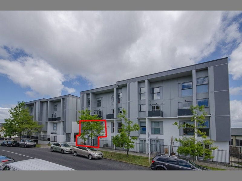 33/2 Western Springs Road, Kingsland, Auckland - Carousel 1