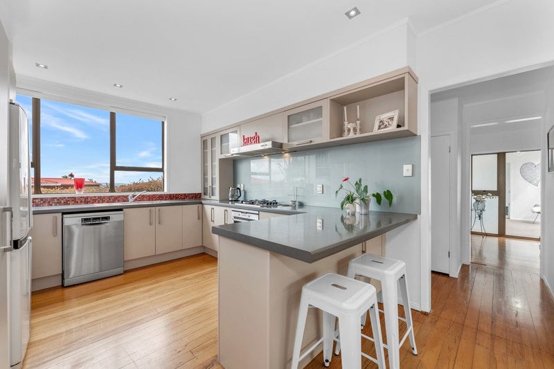 1/15 Howe Street, Howick, Auckland - Carousel 2