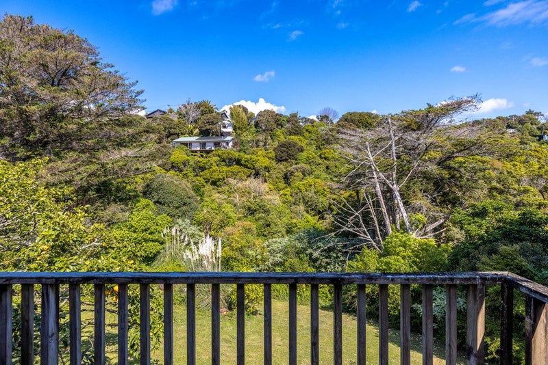 40 Frank Street, Oneroa, Waiheke Island - Carousel 2