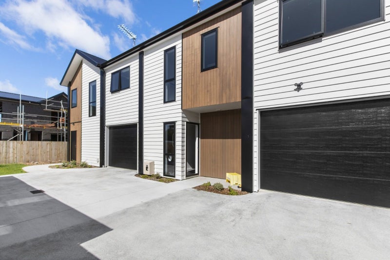 3/54 Wellington Street, Hamilton East, Hamilton - Carousel 1