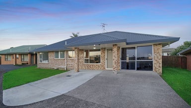 1/19 Wai Iti Place, Clendon Park, Auckland - Carousel 1