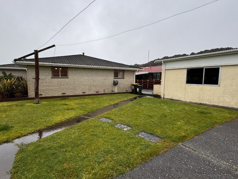 186 Rolleston Street, Hokitika - Carousel 15