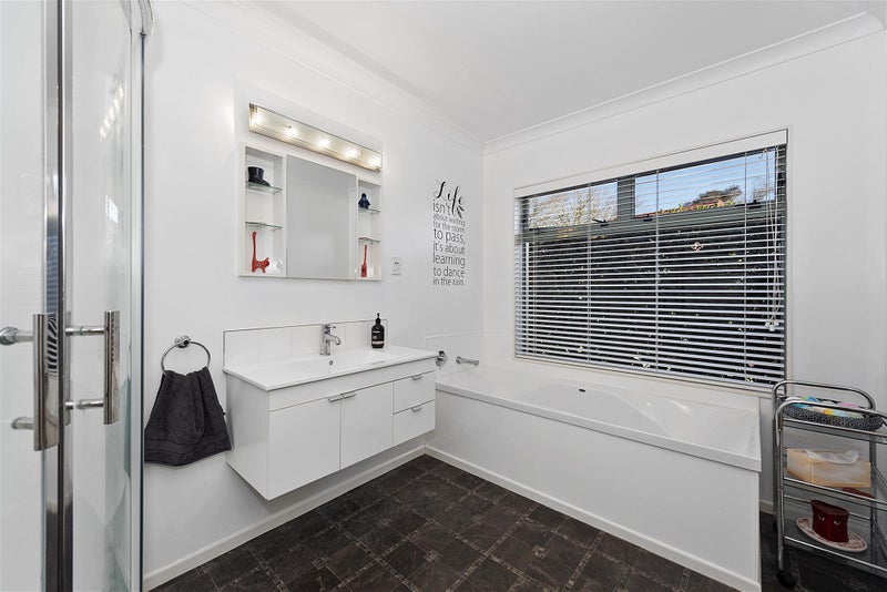7 Halcione Close, Flagstaff, Hamilton - Carousel 21